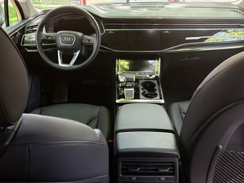 Used 2022 Audi Q7 3.0T Premium image 6