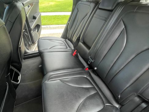 Used 2022 Lincoln Nautilus FWD w/ Premium Package image 27