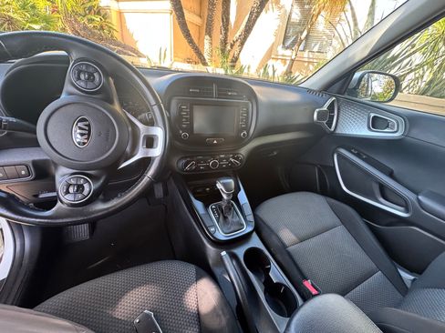 Used 2020 Kia Soul X-Line FWD image 12