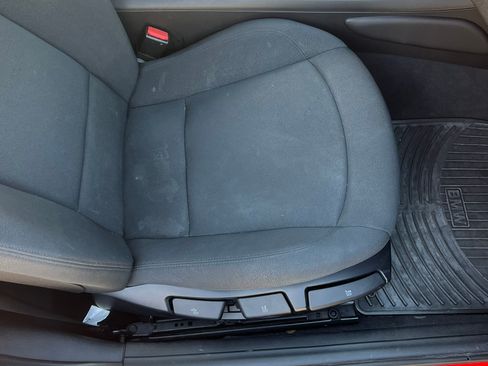 Used 2004 BMW Z4 2.5i image 16