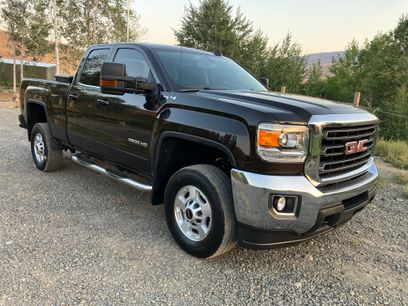 Used 2018 GMC Sierra 2500 SLE w/ HD SLE Preferred Plus Package