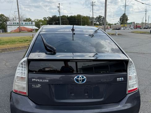 Used 2011 Toyota Prius Four w/ Solar Roof Pkg image 6