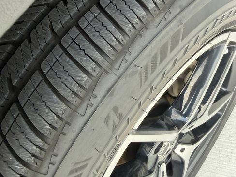 Used 2018 Mercedes-Benz GLC 300 4MATIC image 16