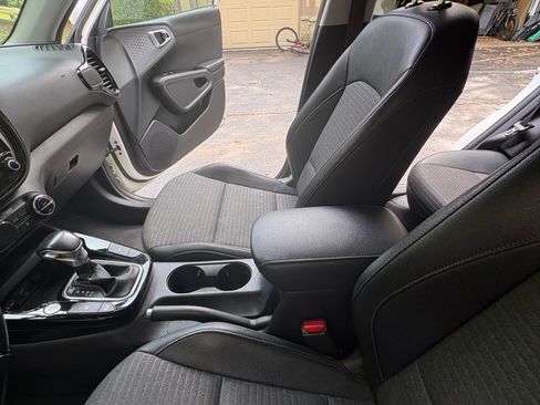 Used 2020 Kia Soul EX FWD image 16
