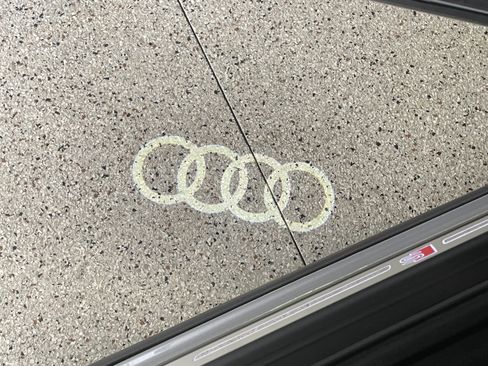 Used 2022 Audi Q5 2.0T Premium Plus image 24