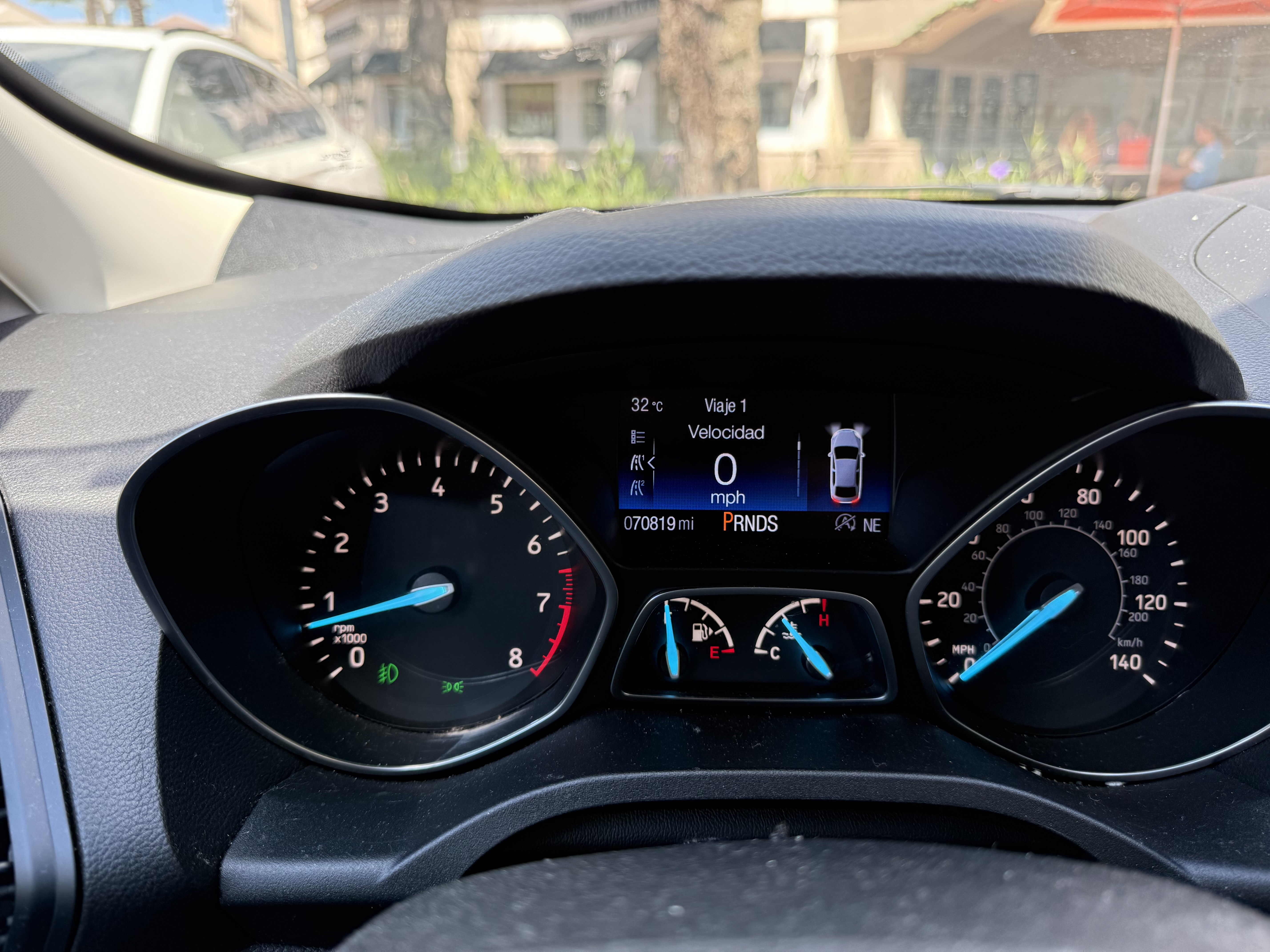Used 2017 Ford Escape SE w/ SE Cold Weather Package FWD image 17