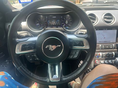 Used 2019 Ford Mustang Premium w/ Equipment Group 201A RWD image 27