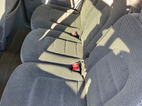 Used 2002 Ford Explorer XLT image 9