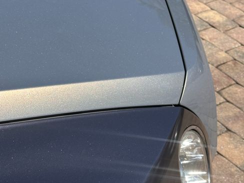 Used 2018 Bentley Bentayga image 4