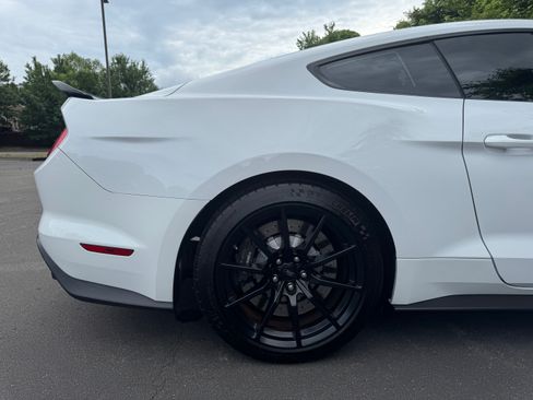 Used 2018 Ford Mustang Shelby GT350 w/ Electronics Package RWD image 9