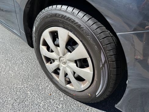 Used 2013 Toyota Corolla L image 18