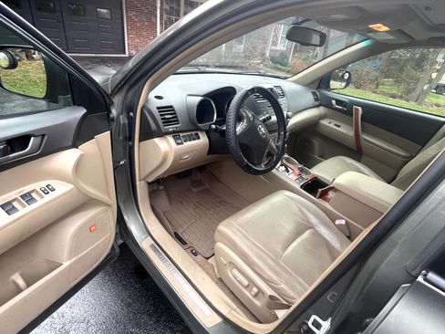 Used 2008 Toyota Highlander Limited image 19