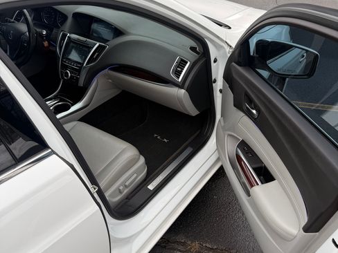 Used 2015 Acura TLX 3.5 Sedan 4D image 13
