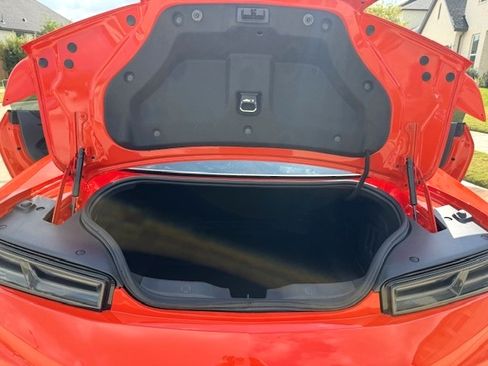 Used 2018 Chevrolet Camaro SS w/ Hot Wheels Edition image 23