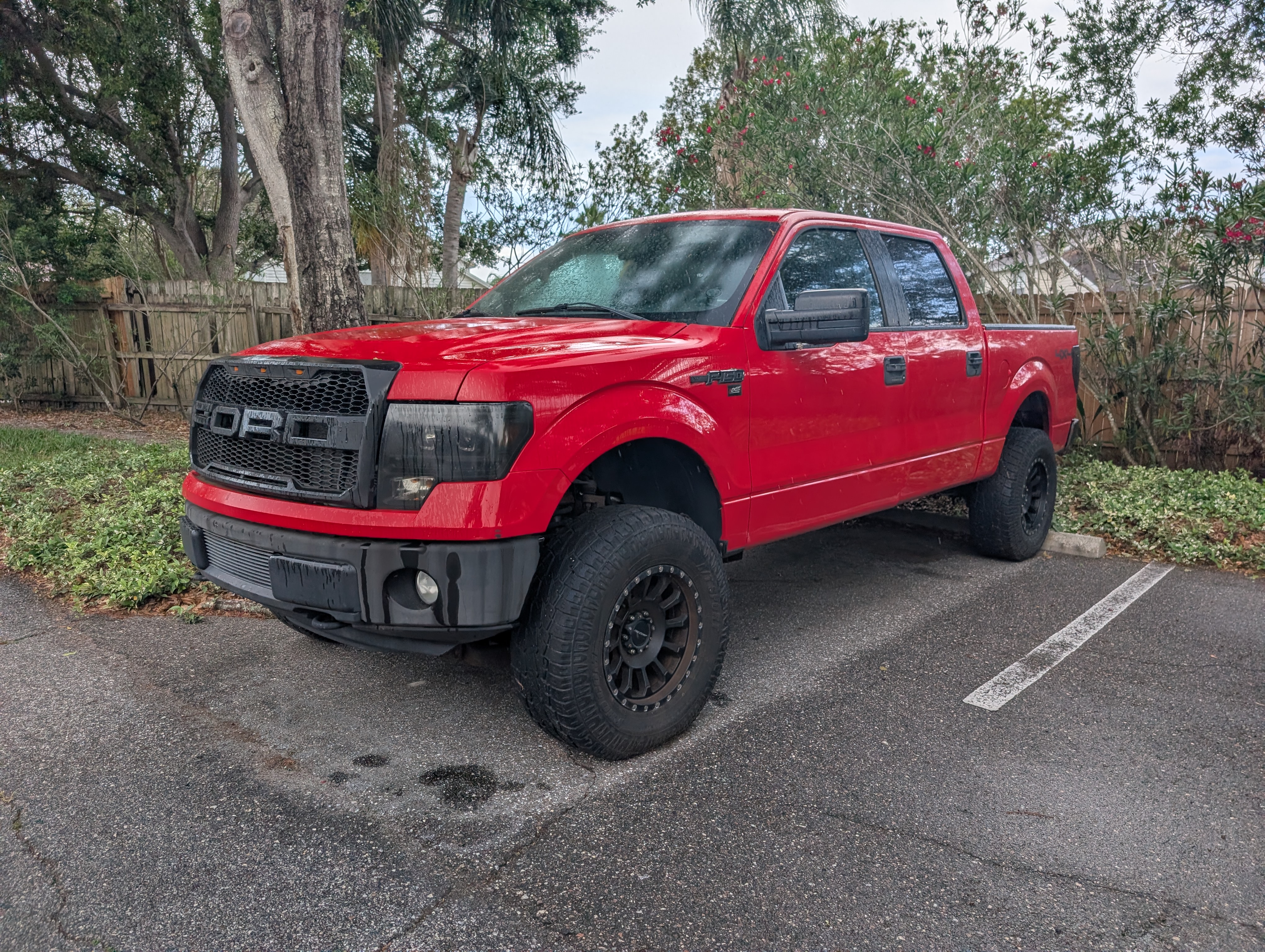 Used 2013 Ford F150 XLT AWD/4WD image 1