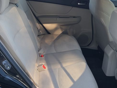 Used 2014 Subaru Crosstrek 2.0i Premium AWD/4WD image 17