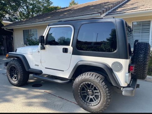 Used 2005 Jeep Wrangler X w/ Tire & Wheel Group (Ecco) image 5