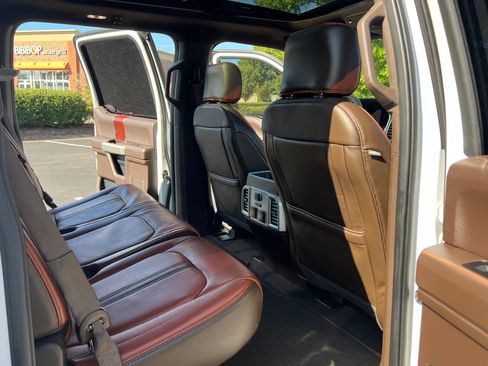 Used 2019 Ford F150 King Ranch w/ Equipment Group 601A Luxury AWD/4WD image 14
