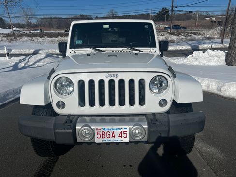 Used 2014 Jeep Wrangler Sahara w/ Dual Top Group image 10