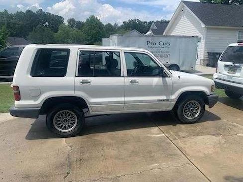 Used 1994 Isuzu Trooper S AWD/4WD image 5