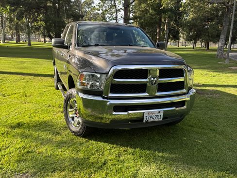 Used 2016 RAM 2500 SLT AWD/4WD image 2