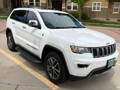 Used 2017 Jeep Grand Cherokee Limited w/ Trailer Tow Group IV