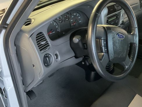 Used 2011 Ford Ranger XLT image 31