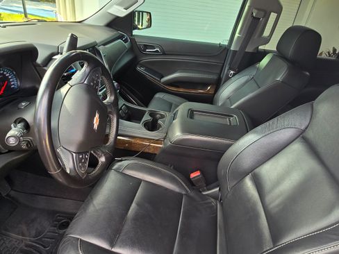 Used 2020 Chevrolet Tahoe LT w/ Texas Edition Package image 9