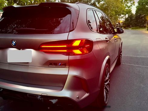 Used 2024 BMW X5 M Competition w/ Executive Package AWD/4WD image 9