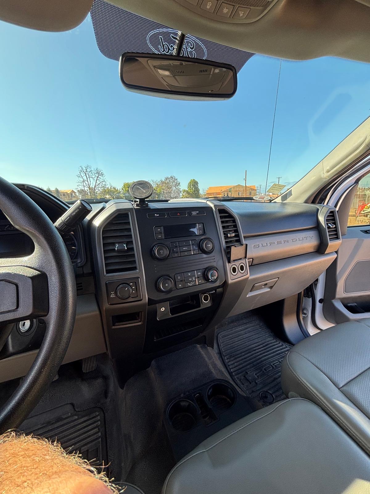 Used 2019 Ford F250 XL w/ Power Equipment Group AWD/4WD image 19
