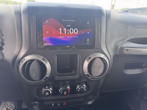 Used 2014 Jeep Wrangler Sport AWD/4WD image 6