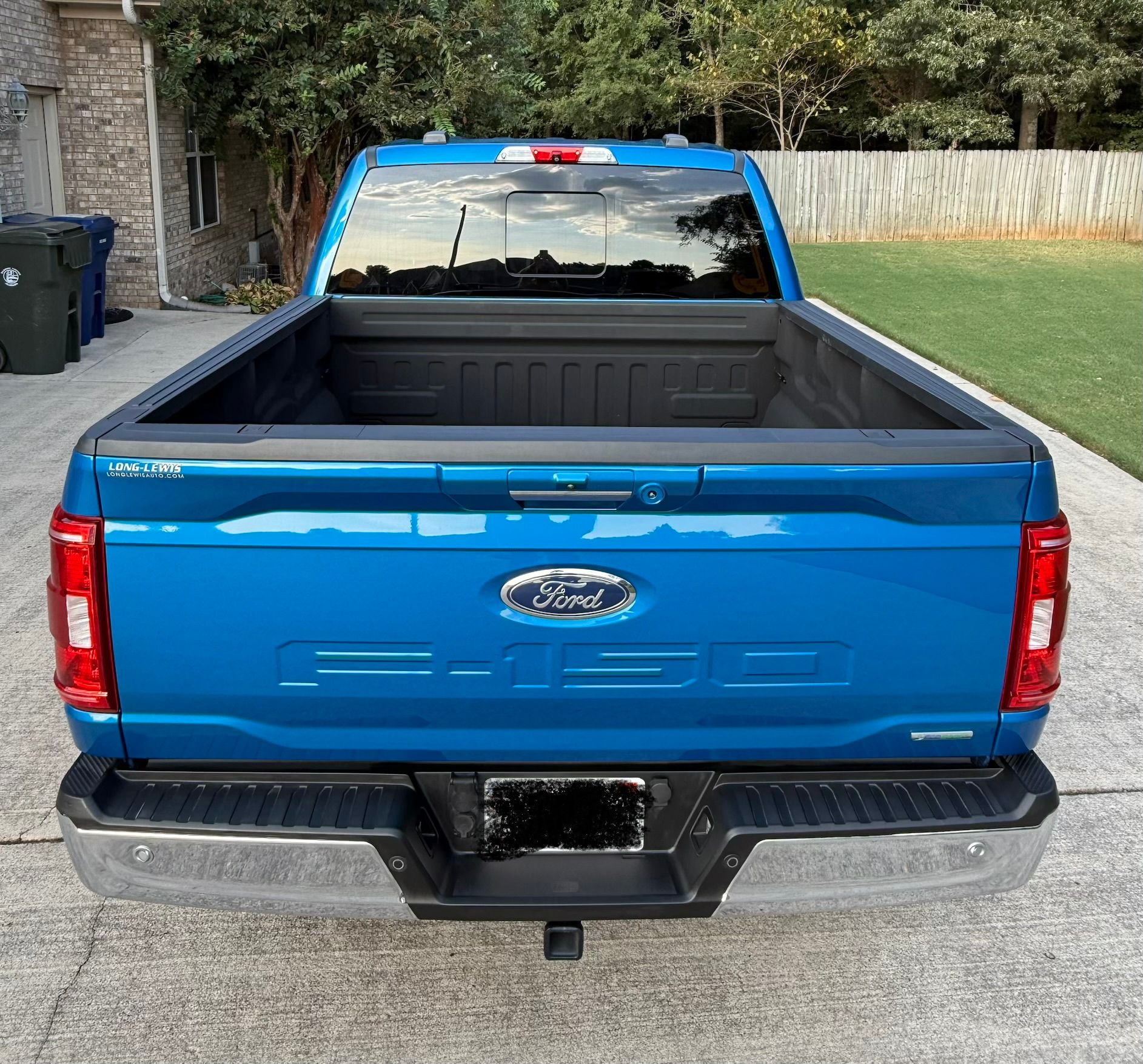 Used 2021 Ford F150 XLT w/ Equipment Group 302A High RWD image 2
