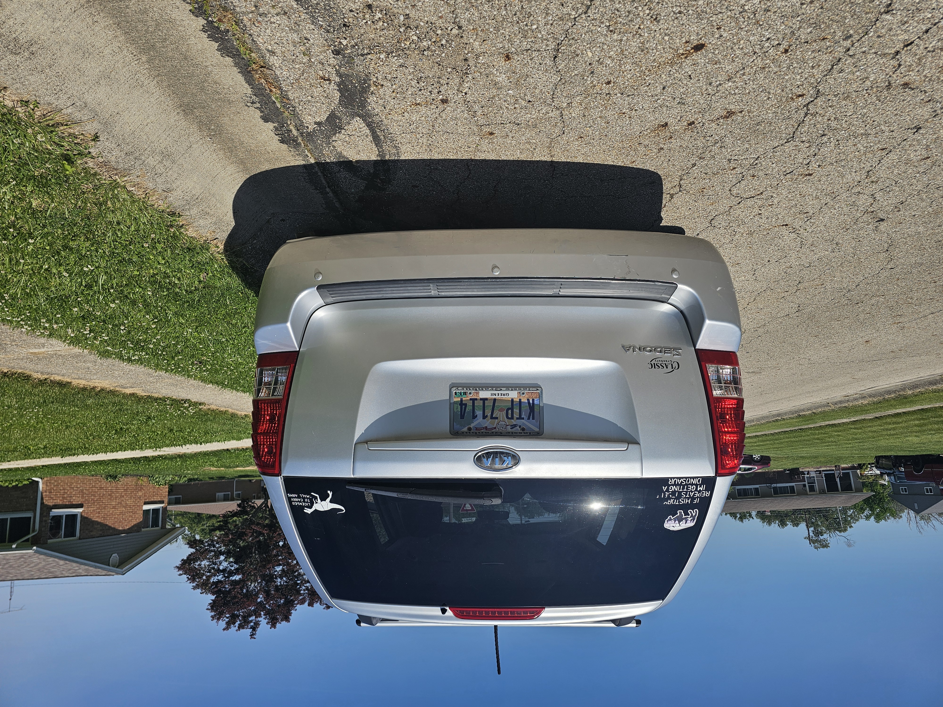 Used 2012 Kia Sedona LX FWD image 9