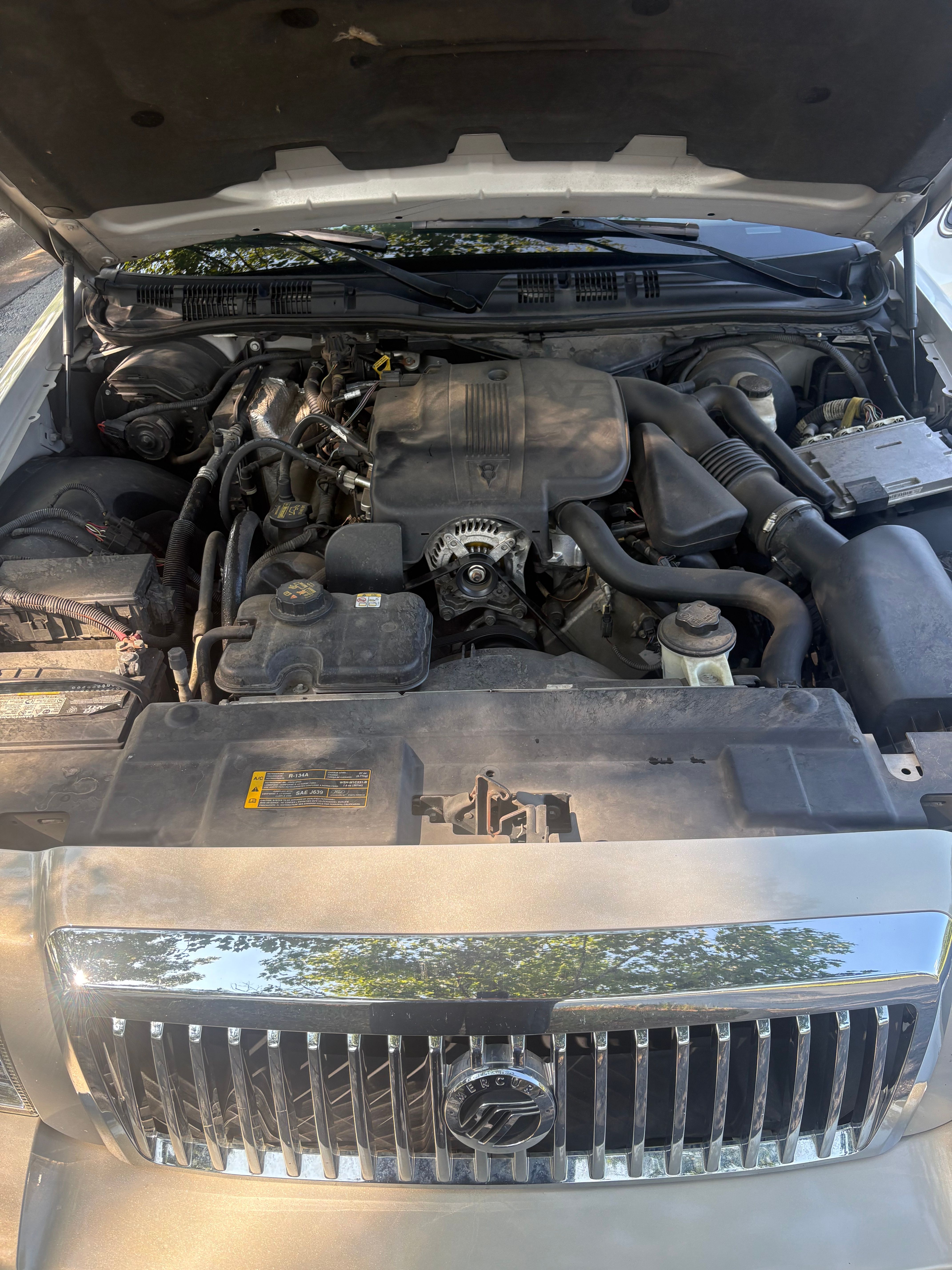 Used 2010 Mercury Grand Marquis LS RWD image 10