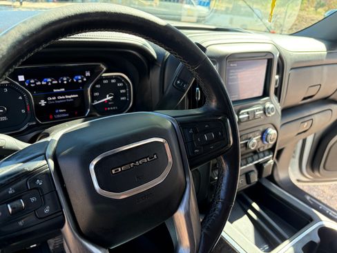 Used 2021 GMC Sierra 2500 Denali w/ Denali Ultimate Package AWD/4WD image 27