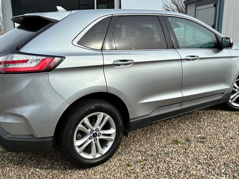Used 2020 Ford Edge SEL w/ Cold Weather Package image 4