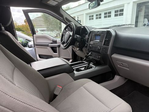 Used 2018 Ford F150 XLT w/ Equipment Group 301A Mid image 12