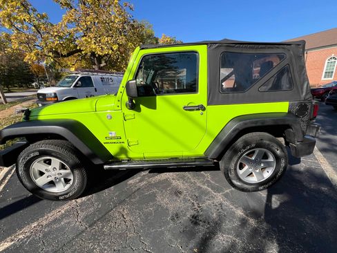 Used 2012 Jeep Wrangler Sport w/ Black Appearance Group image 4