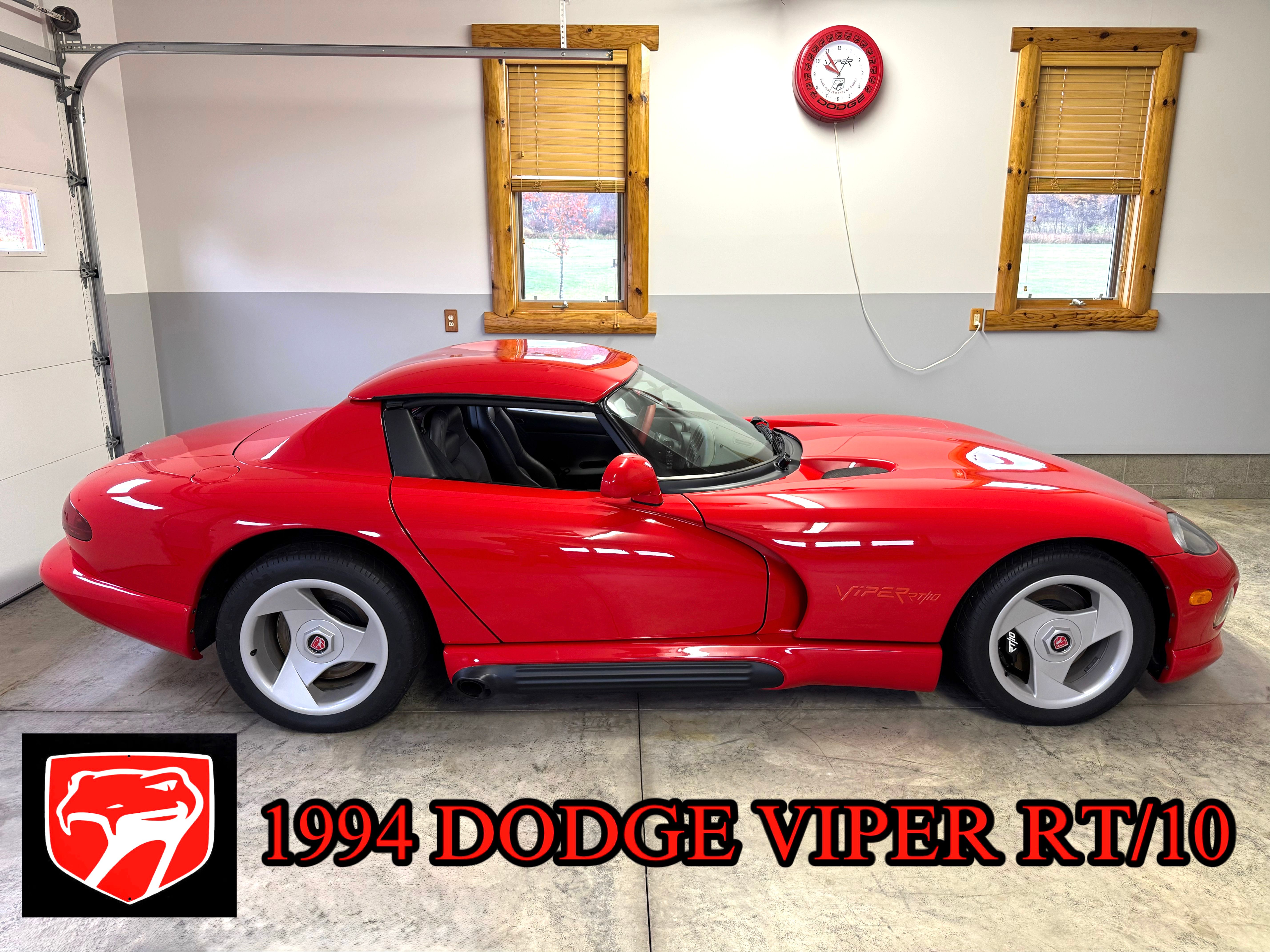 Used 1994 Dodge Viper RT/10 RWD image 1