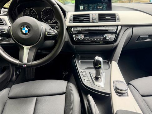 Used 2017 BMW 320i xDrive Sedan AWD/4WD image 24
