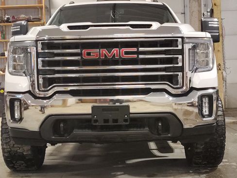 Used 2020 GMC Sierra 3500 SLT image 5
