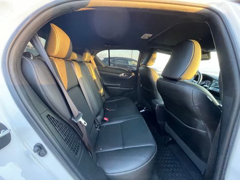 Used 2015 Lexus CT 200h w/ F Sport w/Nuluxe Interior FWD image 14
