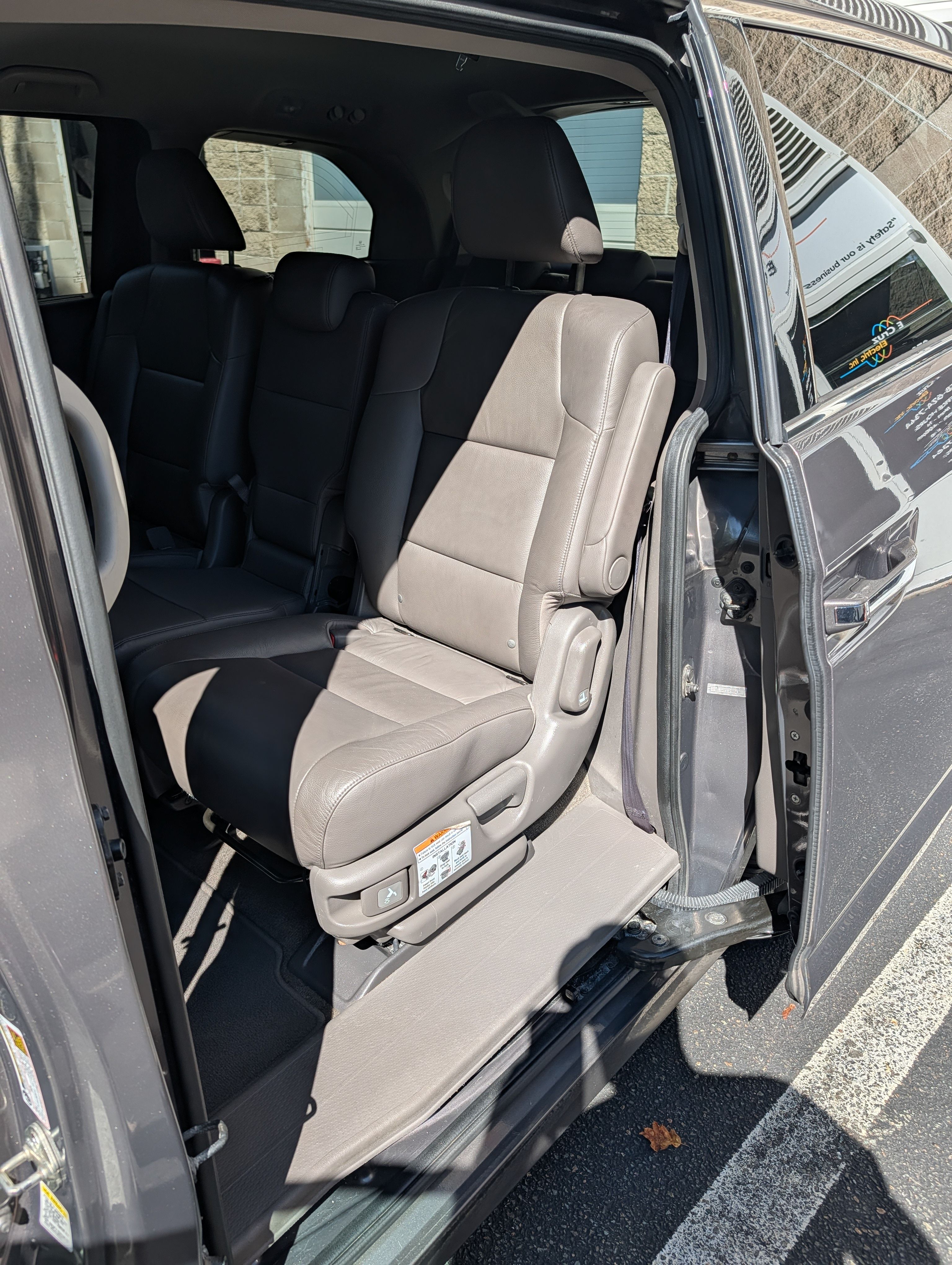 Used 2012 Honda Odyssey Touring image 15