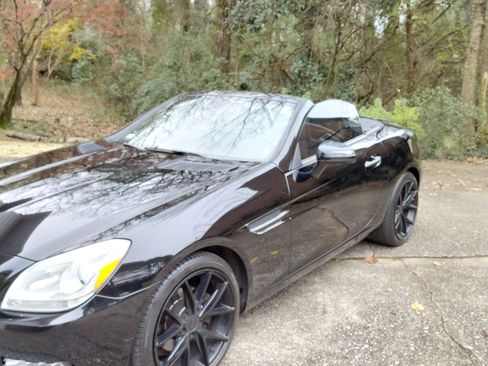 Used 2013 Mercedes-Benz SLK 250 image 10
