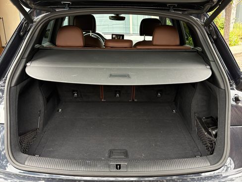 Used 2019 Audi Q5 2.0T Premium w/ Convenience Package AWD/4WD image 9