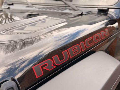 Used 2023 Jeep Wrangler Unlimited Rubicon image 5