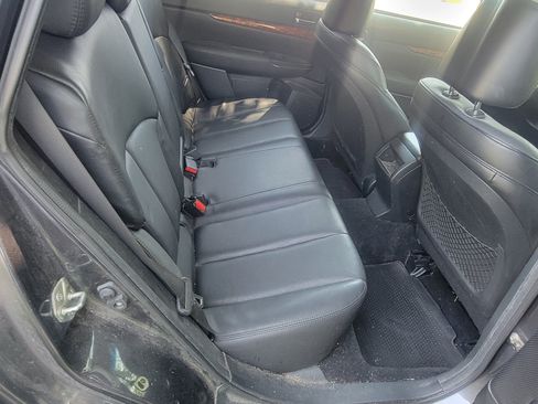 Used 2010 Subaru Outback 2.5i Limited image 5