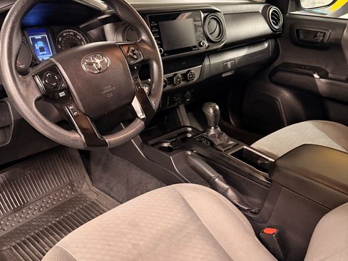 Used 2021 Toyota Tacoma SR5 image 6