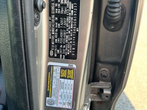 Used 2012 Kia Sorento LX w/ Convenience Pkg FWD image 14