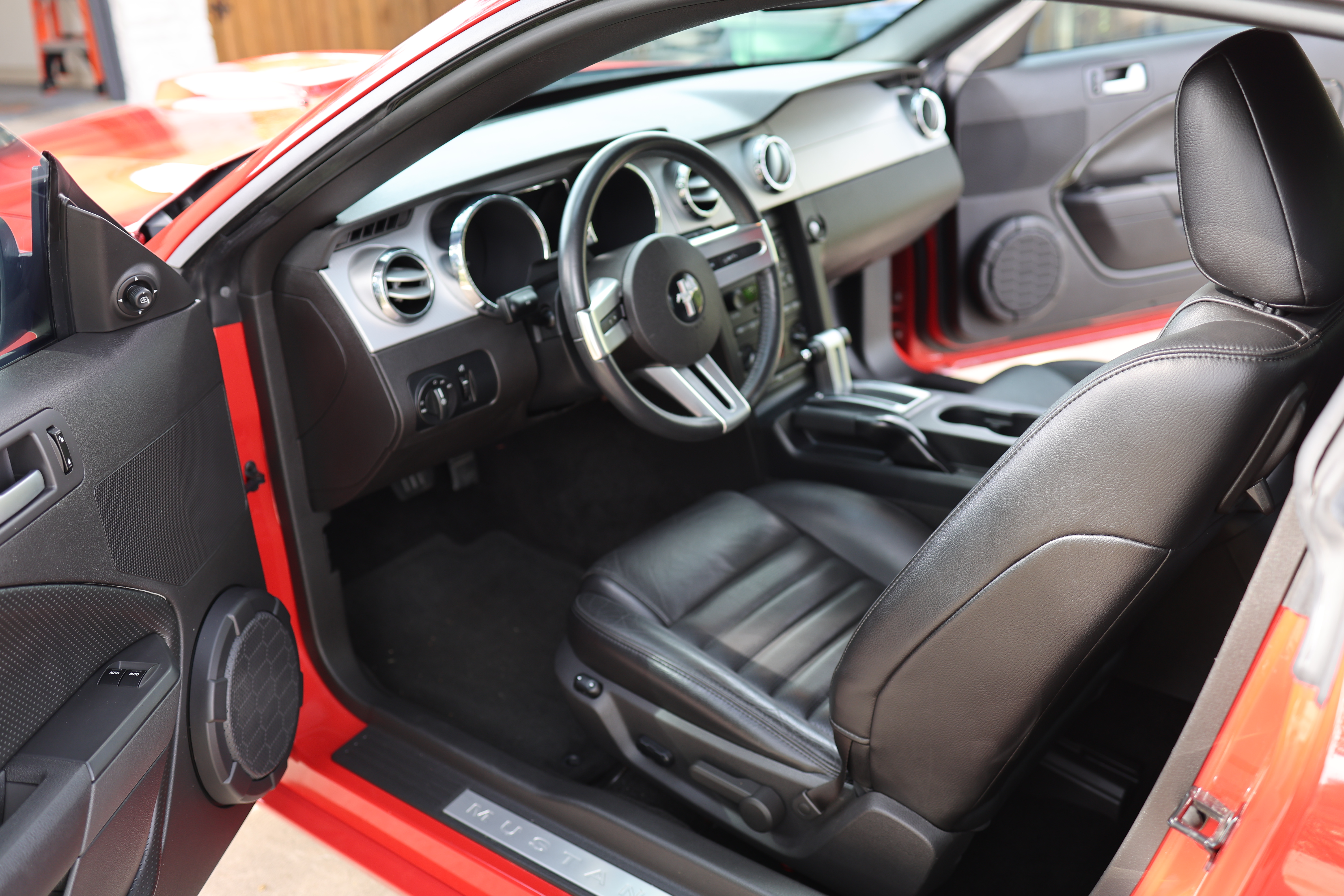 Used 2007 Ford Mustang GT RWD image 14